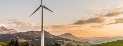 A picture of a wind turbine.